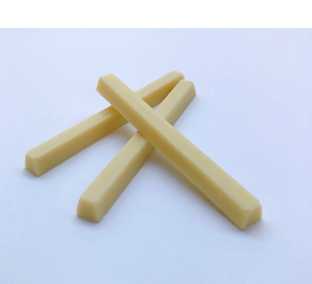 ※ご予約品※ｱｶﾞﾍﾞﾁｮｺﾚｰﾄﾎﾜｲﾄｶｶｵ51%(ﾊﾞﾄﾝ3.5g)1kg　9箱入